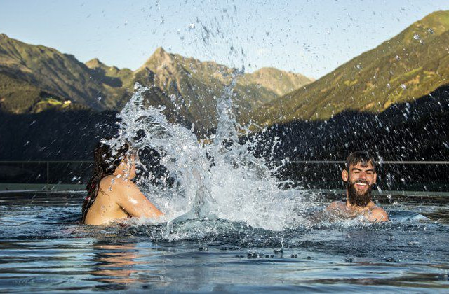 Wasserspaß in den Freibädern Tux-Finkenberg