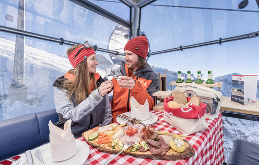 Gondelfrühstück am Hintertuxer Gletscher