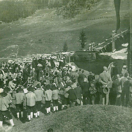 Entweihung des Magnesitwerks Mai 1927 © Archiv Franz Berger
