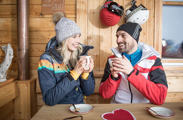 Gemütliche Einkehr auf den Almen im Zillertal
